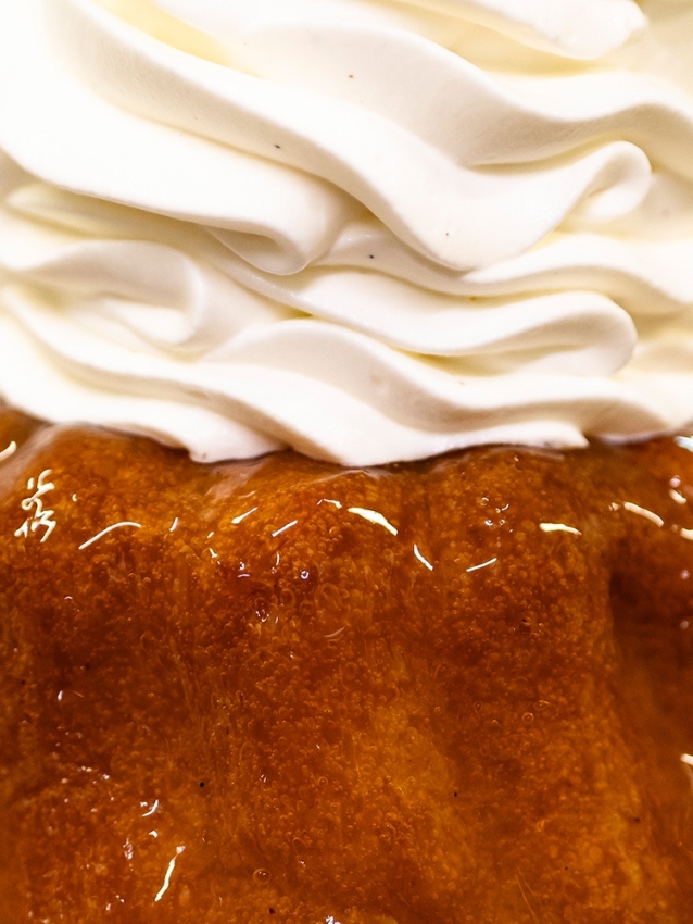 Baba au rhum | La Patisserie Cyril Lignac
