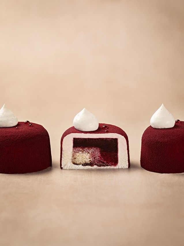 Cherry Entremets La Pâtisserie Cyril Lignac